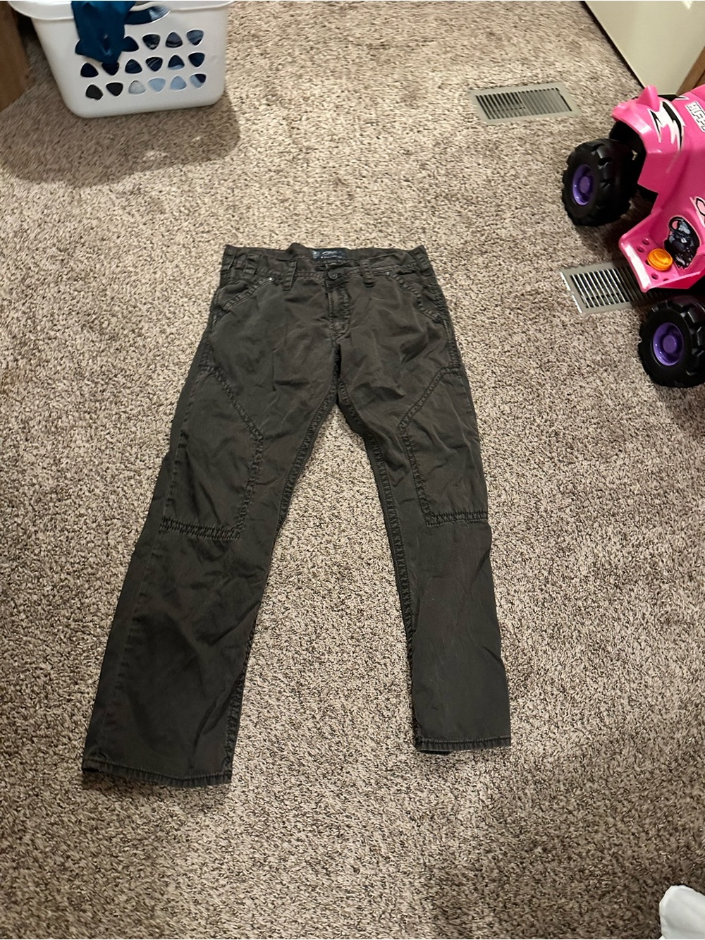 Silver Jeans Men's Utility Cargo Pants